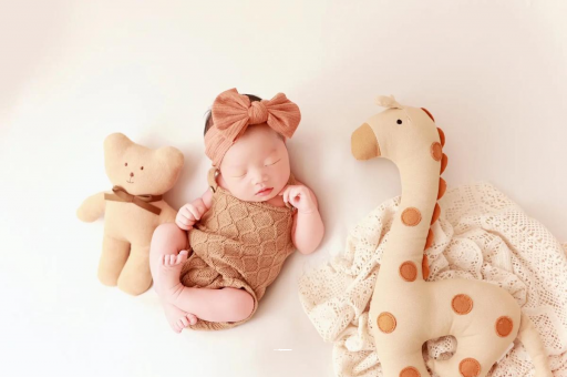 白银宝宝为什么揉眼睛